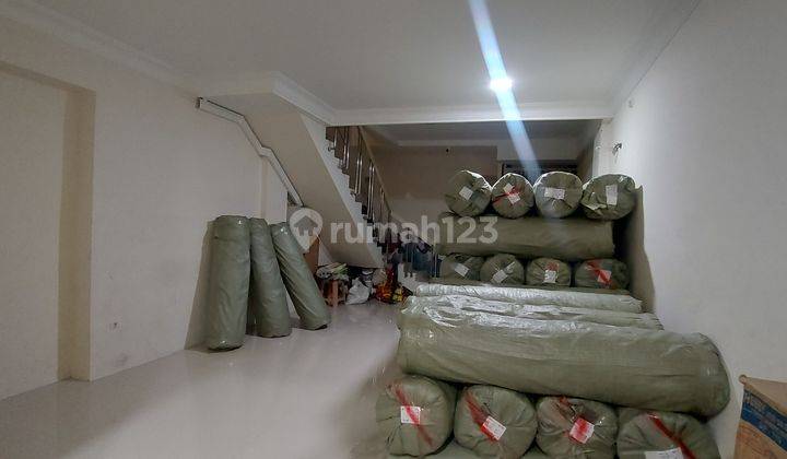 Ruko 4 Lt Bagus Siap Pakai di Pusat Niaga Pintu Air Raya, Pasar Baru 2