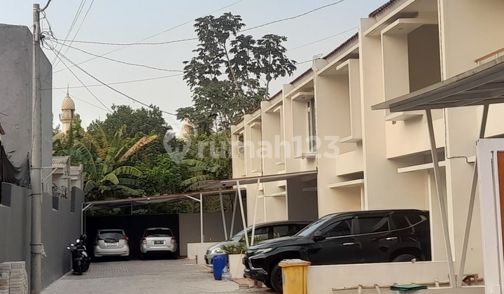 Rumah cluster  cakep dijatimakmur unit siap huni deket pondok gede 2