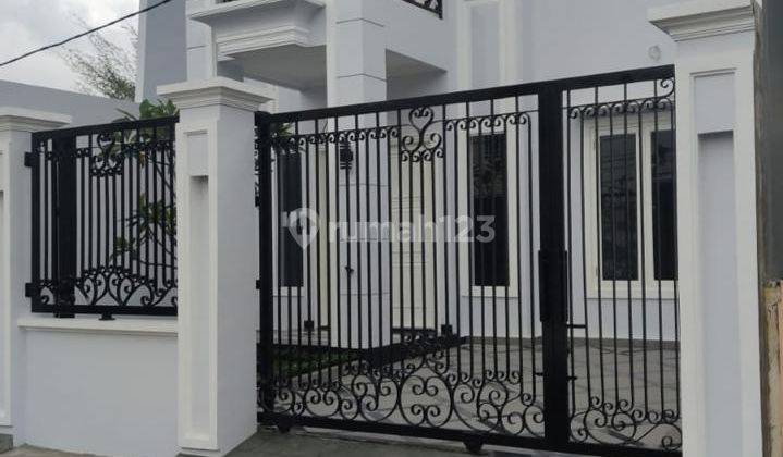 Rumah Mewah 2 1 2 Lantai Luxury Lokasi Strategis Diduren Sawit 2