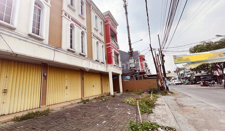 6 Ruko Gandeng dekat Taman Galaxy Bekasi  4