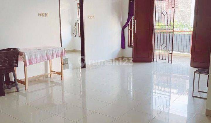 Rumah 2 Lantai bagus Disewakan murah daerah pulomas 5