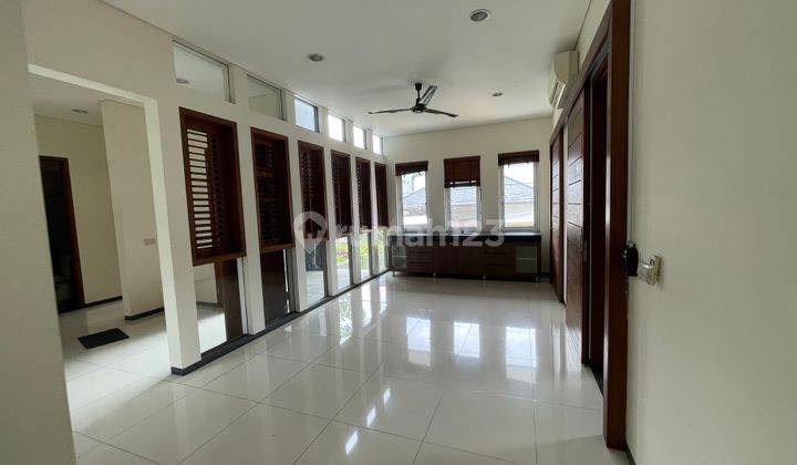 Rumah Kondisi Rapih Di Area Senopati Scbd Jaksel 2