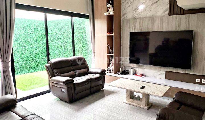 Rumah Modern Kondisi Furnished Di Green Garden Jakarta Barat 1