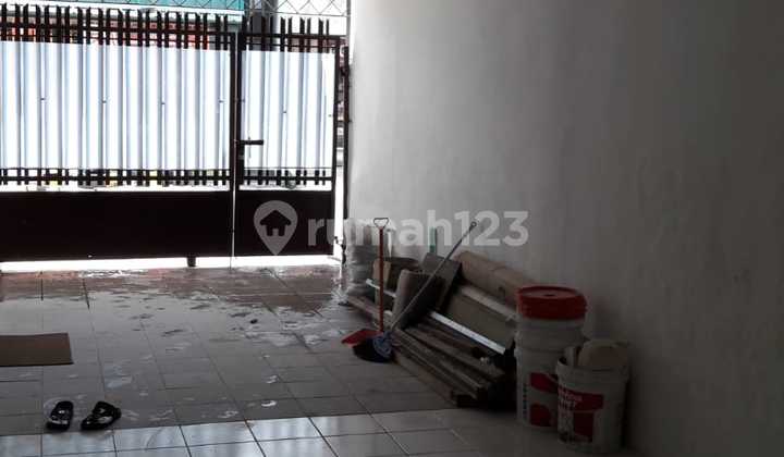 Rumah 2lantai Krekot Pasar Baru Bagus Siap Huni Strategis 2