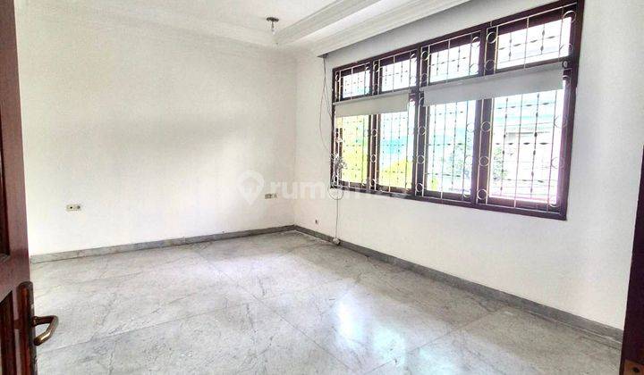 Rumah Kemayoran Bagus 2 Lantai Strategis 2