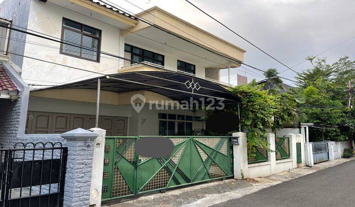  Rumah Semi Furnished Bagus Di Senopati Scbd, Jaksel 1