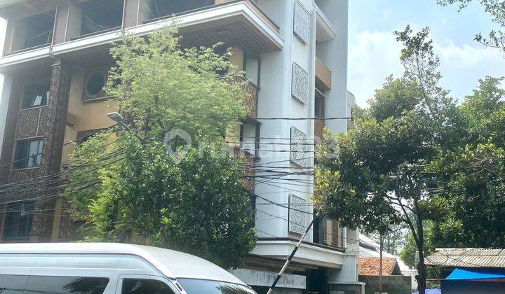 Kemayoran 6-Story Building, Good Strategic Location, Ready to Use