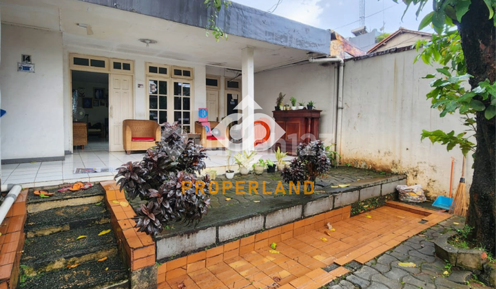 Strategic Location House Near Polim & Blok M Square Strategic Location House Near Polim & Blok M Square