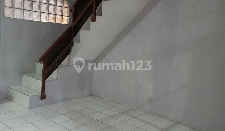 Rumah Nyaman Siap Pakai di Taman Cibaduyut Indah 2