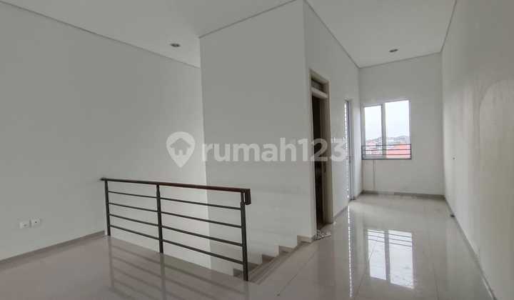 New Shop House Main Road Pelajar Pejuang Near Horison Hotel Bandung 2