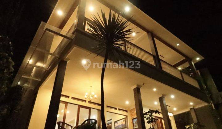 Rumah Mewah Full Furnish Di Komplek Resor Dago Pakar Bandung  2