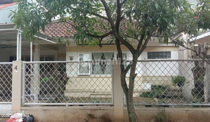 Rumah Dua Lantai Nyaman Terawat di Komplek Antapani Bandung 1