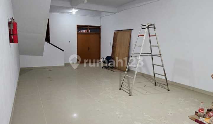 Ruko 2 Lantai Strategis Area Ramai di Taman Kopo Indah 2 Bandung