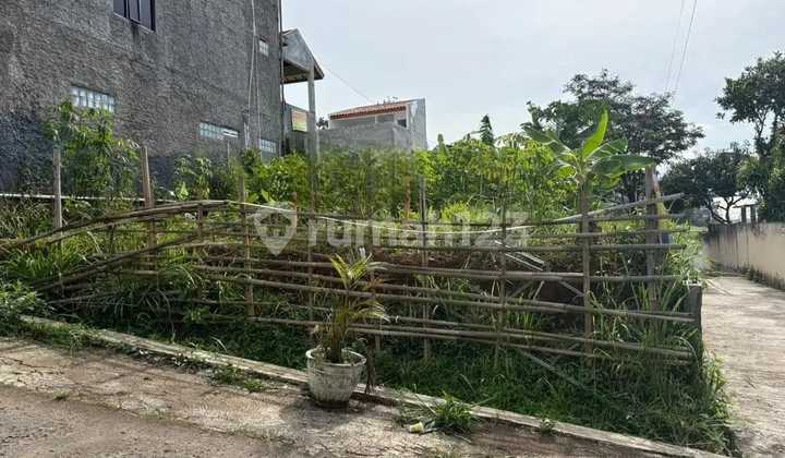 Hook Land in Cimenyan, Bandung Regency