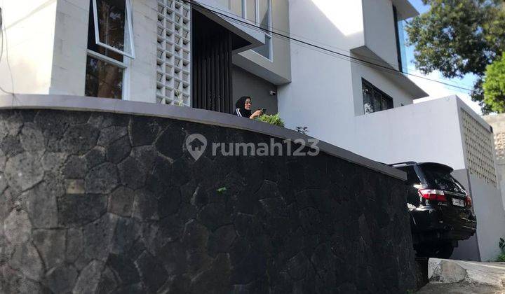 Rumah Baru Besar View Cantik Di Dago Bandung Utara 1