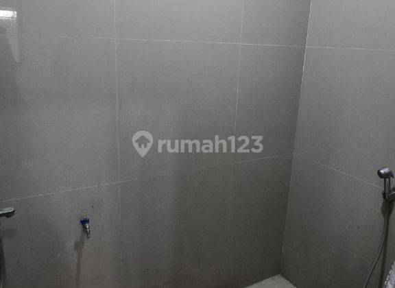 Rumah Baru SHM 2 Lantai Komplek Turangga 8