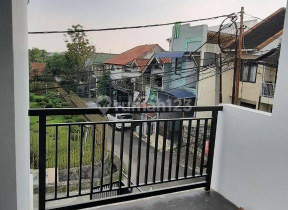 Rumah Baru SHM 2 Lantai Komplek Turangga 15