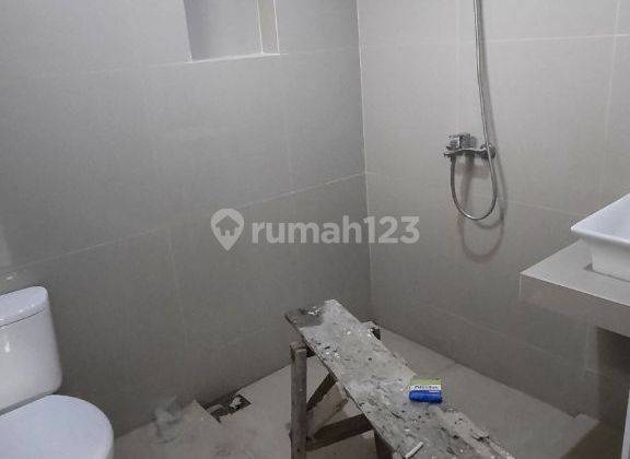 Rumah Baru SHM 2 Lantai Komplek Turangga 19
