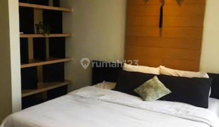 Rumah 3 Lantai SHM Furnished di Sayap Dago 9