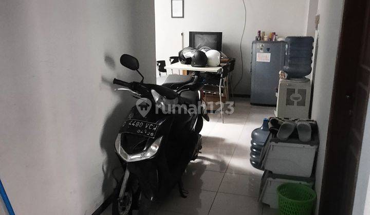 Rumah Kost Aktif Nyaman Strategis di Moch Toha  2