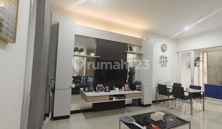 Rumah Cantik Minimalis Furnished di Taman Kopo Indah 5 Bandung