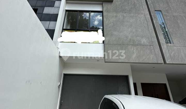 Nice New Building Shop House on Main Road Pasirkaliki Bandung