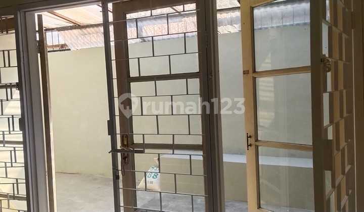 Rumah 2 Lantai Bagus Nyaman di Komplek Arya Graha Soekarno Hatta 2