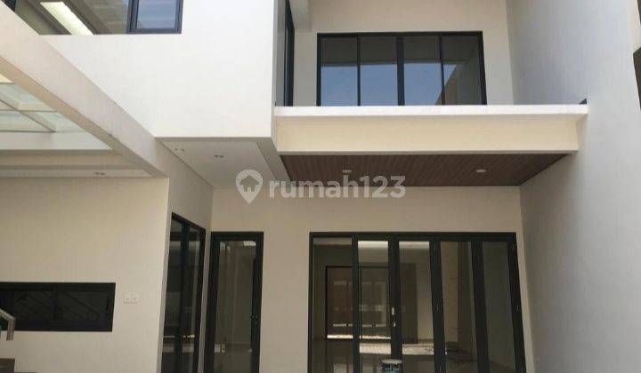 Rumah Modern Minimalis 2 Lantai di Sayap Lengkong Bandung 1