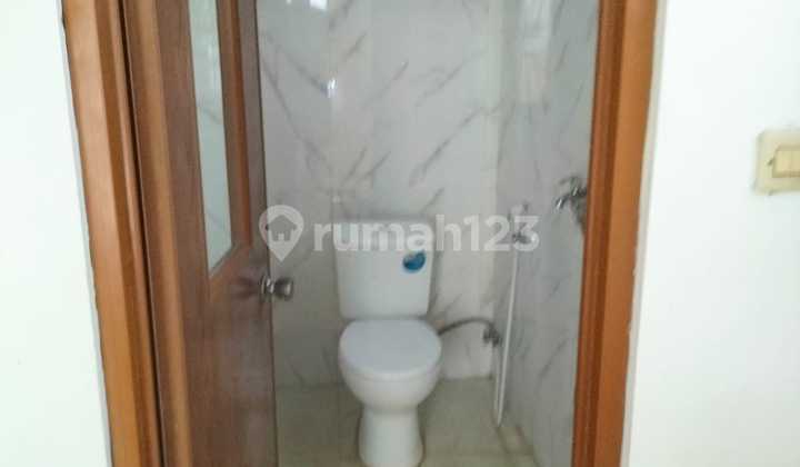 Rumah 2 Lantai Siap Huni Bisa Untuk Kantor di Margahayu Raya 2