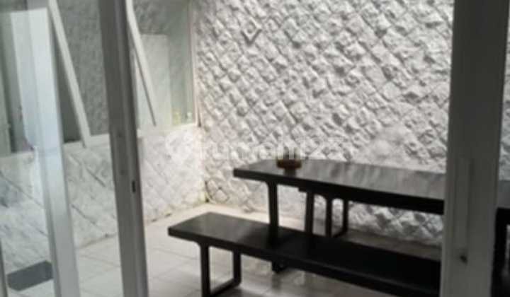 Ready-to-Occupy Furnished House at Singgasana Pradana Bandung 2
