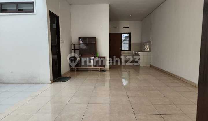Comfortable House Ready to Occupy in Mekarwangi Bandung