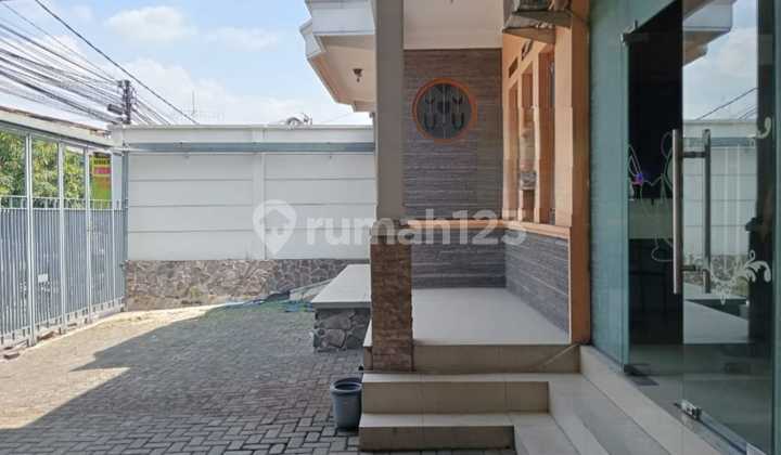 Rumah 2 Lantai Luas di Area Cicaheum Bandung Rumah 2 Lantai Luas di Area Cicaheum Bandung