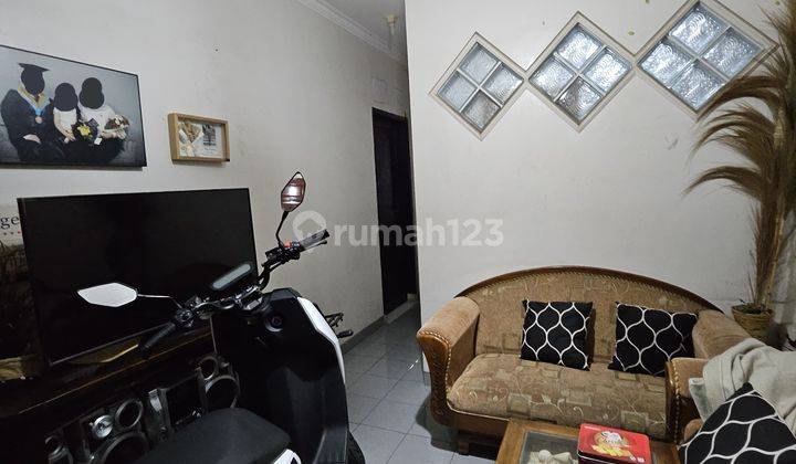 Rumah Bagus Nyaman Asri Daerah Cikutra Bandung 2