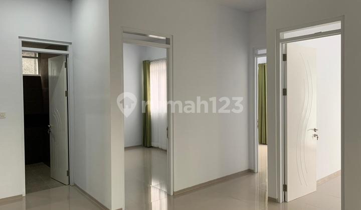 Rumah Cantik Strategis Murah di Mainroad Ciumbuleuit Bandung 2