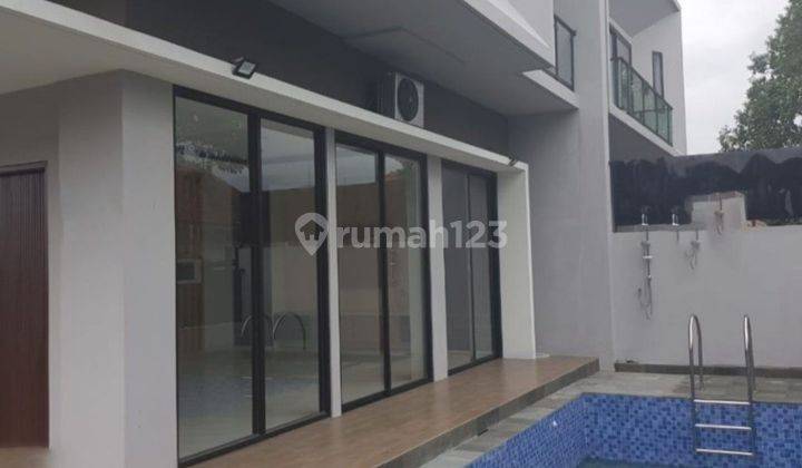 Rumah 4 Lantai Siap Huni View Cantik Di Daerah Pasteur 1