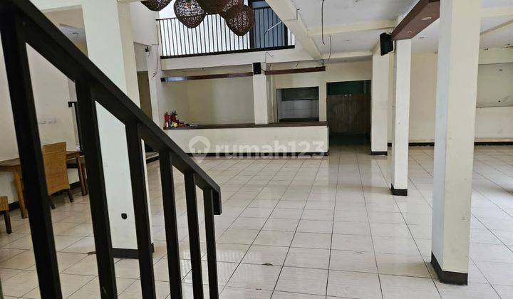 Ruang Usaha Ex Kantor Cafe Strategis di Jalan Bkr Kembar Bandung 2