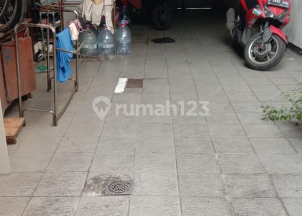 Rumah Hoek 2 Lantai di Sayap Cikutra Bandung 2