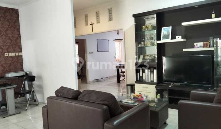 Rumah Bagus Nyaman di Taman Kopo Katapang