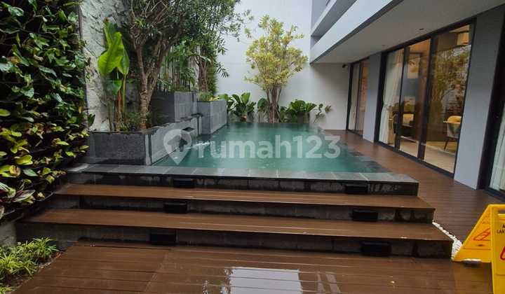 Rumah Mewah Cantik di Summarecon Bandung Rumah Mewah Cantik di Summarecon Bandung