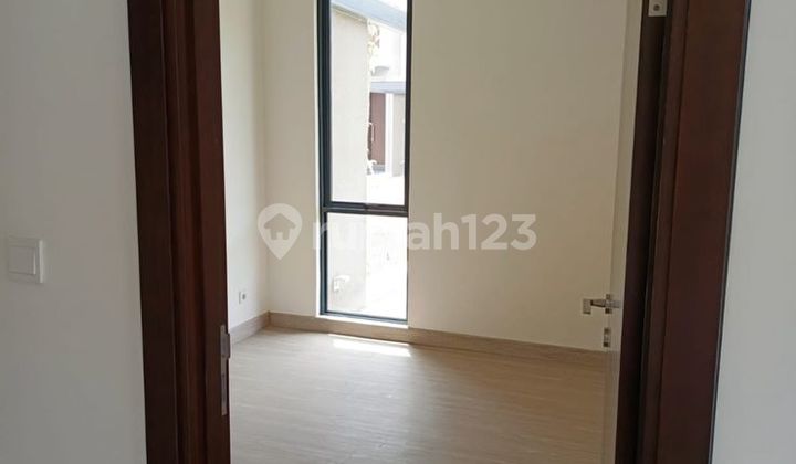 Modern Minimalist House in the Fashagriya Cluster, Podomoro Park 2