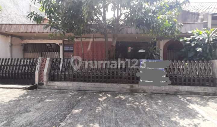 Rumah Harus Renov di Komplek Dekat Kiaracondong Margacinta