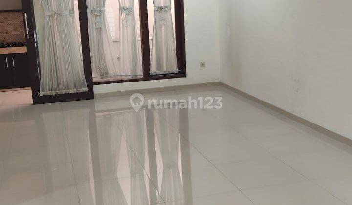 Rumah Minimalis di Kawasan Elite Pondok Hijau Indah 1