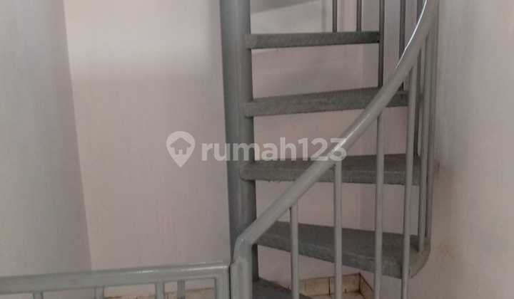 Good 2-Story Strategic Shop House on Main Road Kolonel Masturi Good 2-Story Strategic Shop House on Main Road Kolonel Masturi