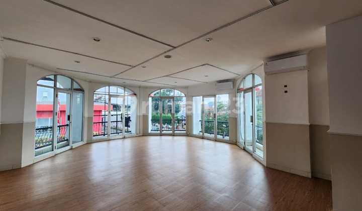 Ruko Hook 3 Lantai Full Dekat Gate Motor Mim Soekarno Hatta