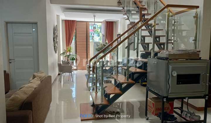 Rumah Siap Huni Nyaman di Sayap BKR Bandung Rumah Siap Huni Nyaman di Sayap BKR Bandung