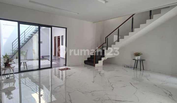 Rumah Baru Minimalis di Cluster Mekar Wangi Mekar Jelita