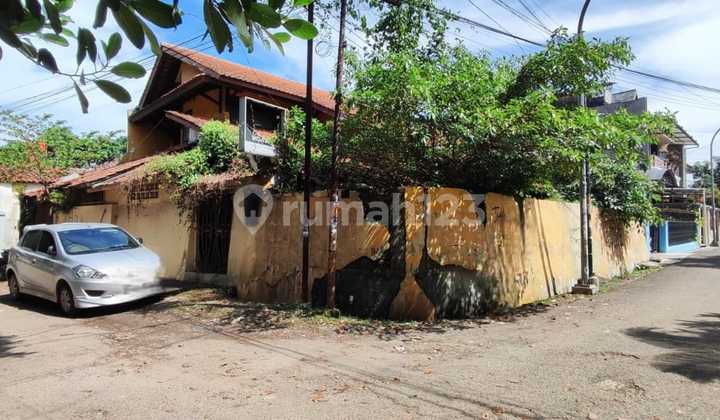 Rumah Lama Hook Hitung Tanah Area Pasirluyu BKR dekat Buabatu