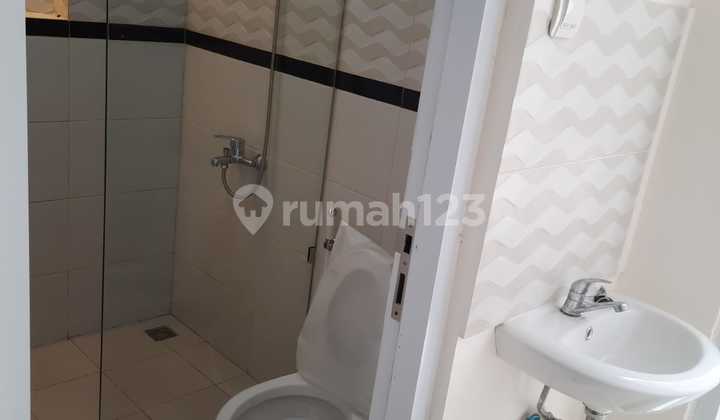 Rumah Siap Huni di Taman Kopo Indah 5 Sherwood 2