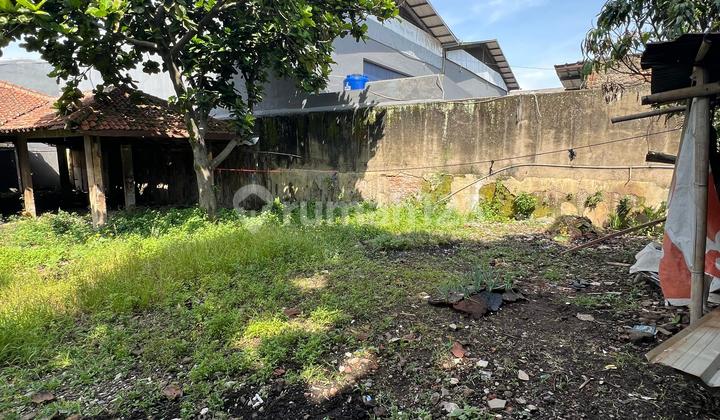 Strategic Large Land Suitable for Business on Main Road Soekarno Hatta.