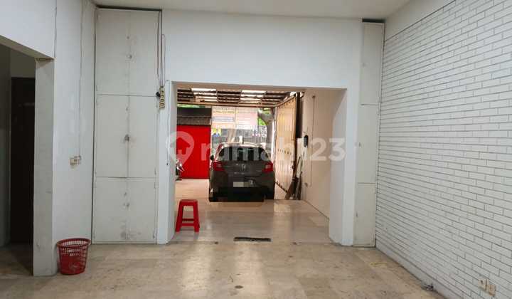 Strategic 3-Story Shophouse in Sukajadi Wing, North Bandung 2